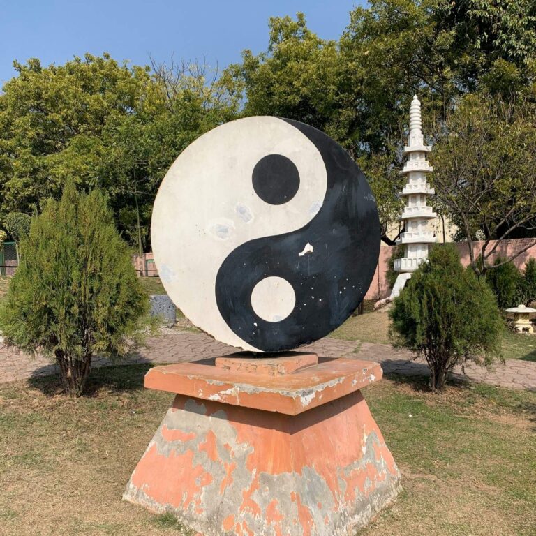 Feng-Shui Yin-Yang